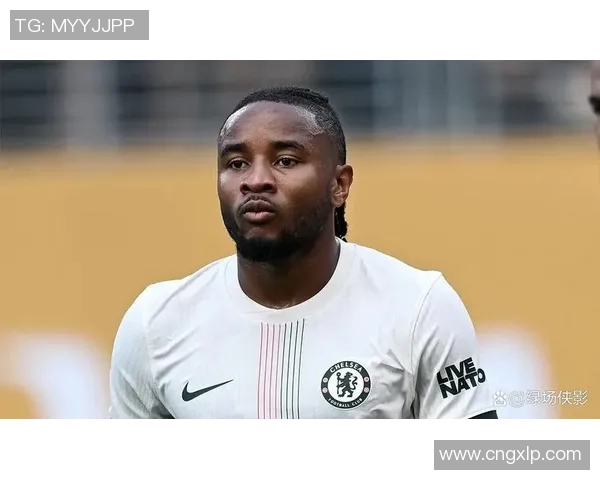 塔雷：恩昆库和莱奥仍是第一次伙伴，练习中他们配合得还不错